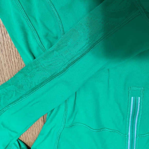 LULULEMON half-zip Kelly green 2013 “vintage” - Picture 5 of 8